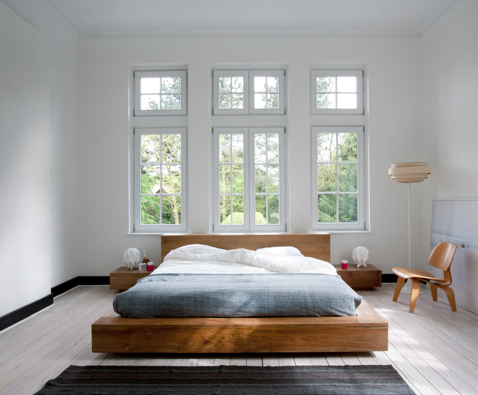 Ethnicraft - современная мебель из тика, дуба и ореха