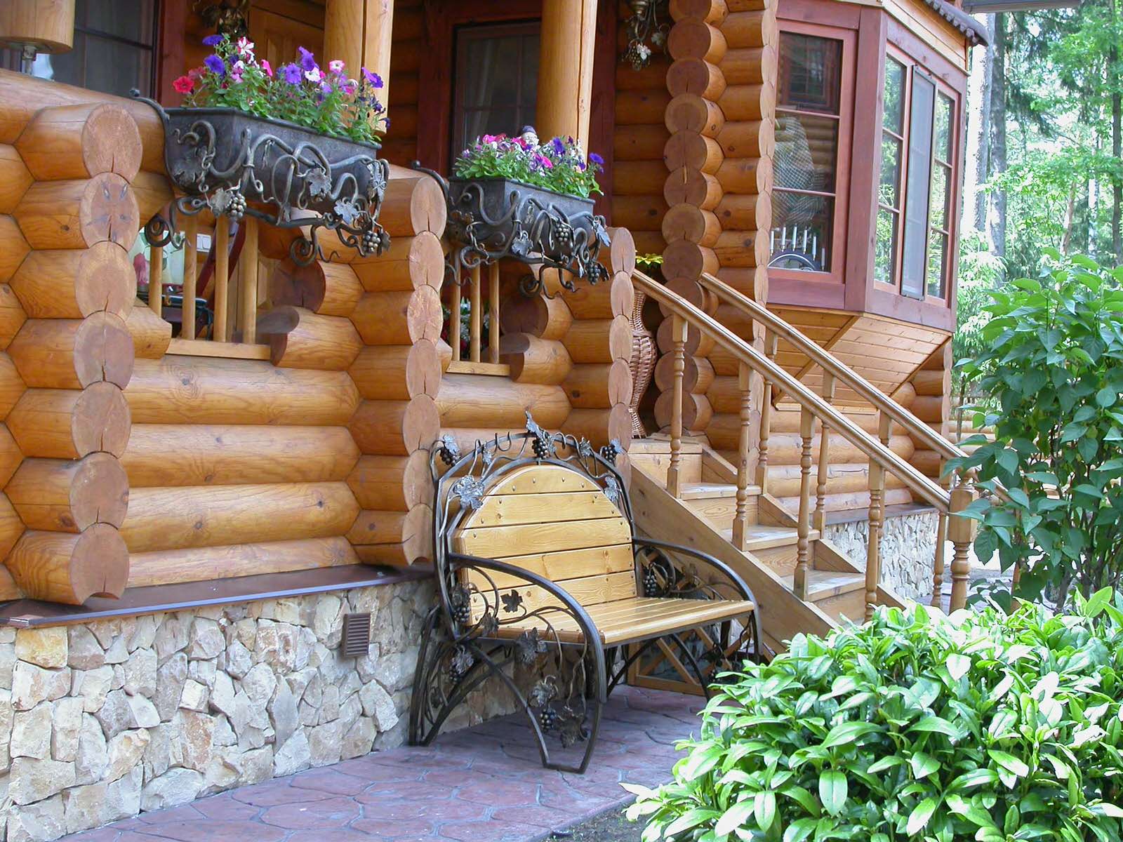 Дома из бревна и клееного бруса