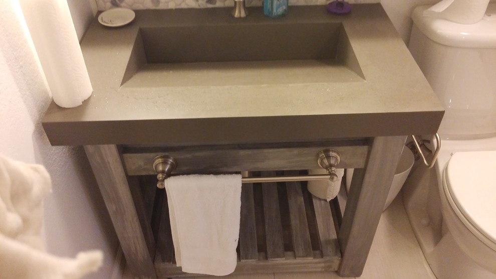 Transitional bathroom photo in Seattle