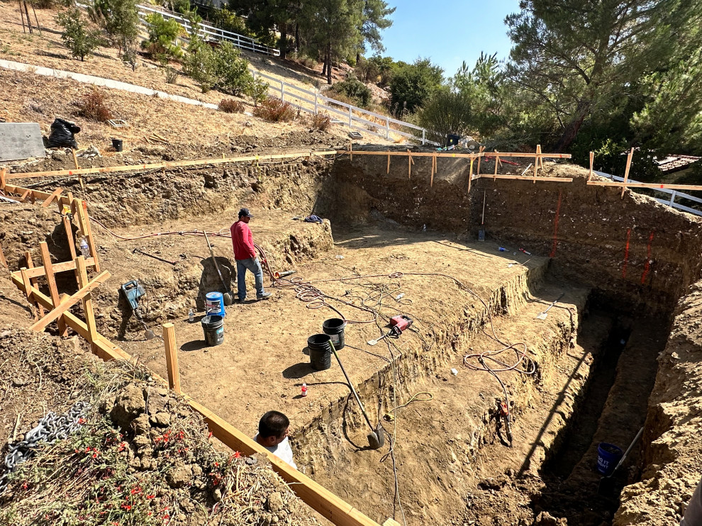 Agoura Hills New Build - Lobo Canyon