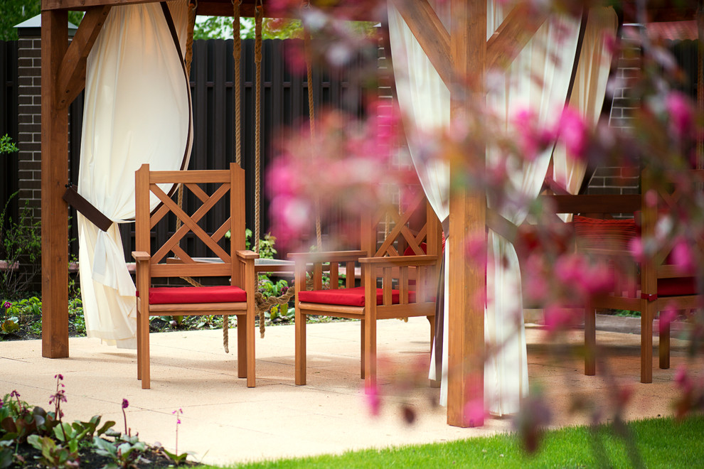 Первая весна в саду "Красный октябрь"