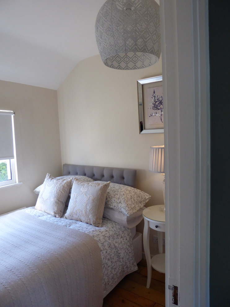 Photo of a traditional guest bedroom in Dublin.