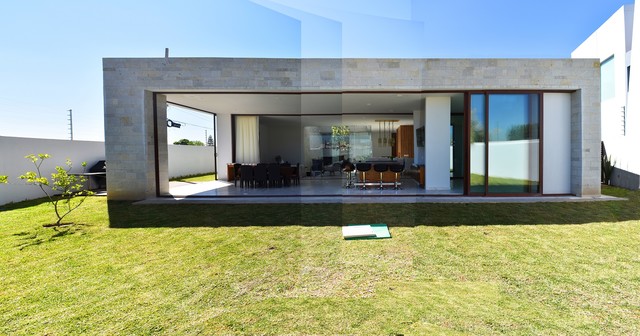 ber&uacute; contemporary-deck