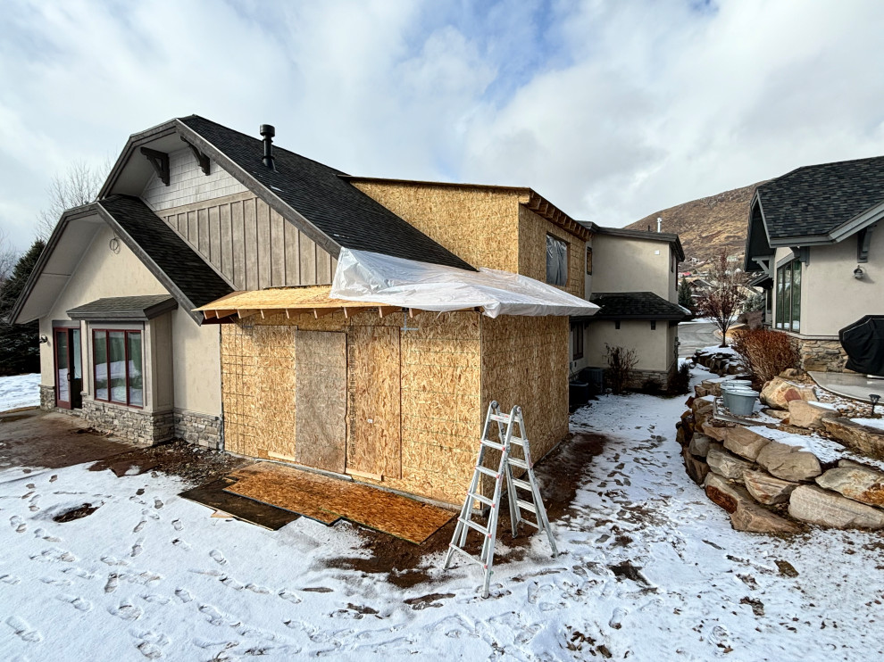 Home addition Midway