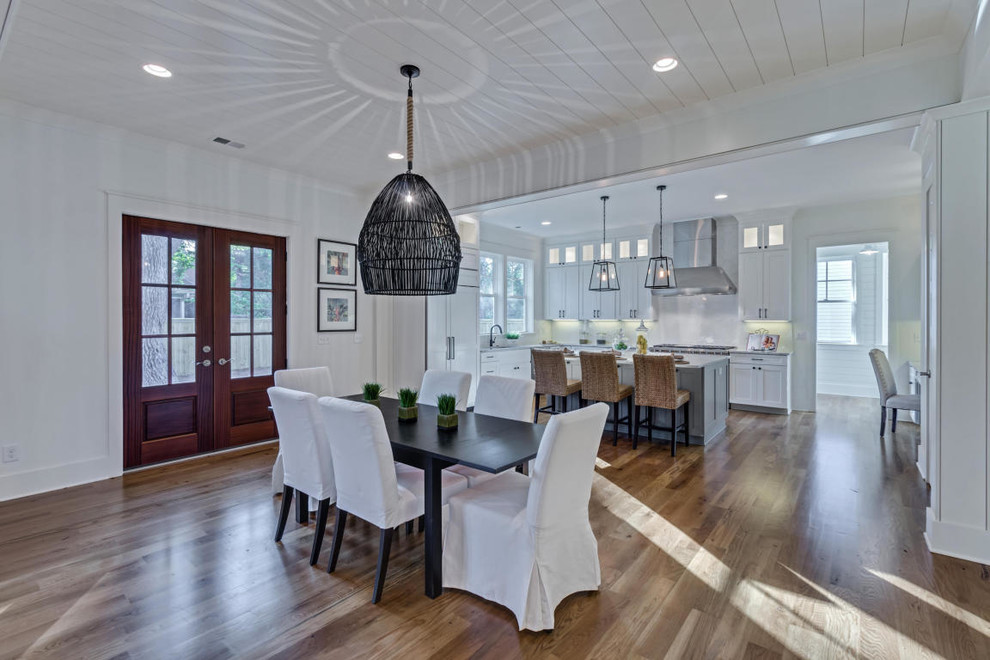 Contemporary dining room in Charleston.