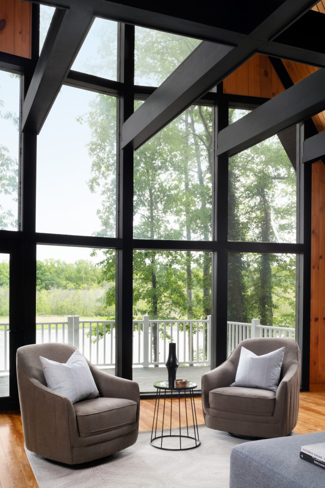 Mid-century modern Living room with vaulted and beamed ceiling