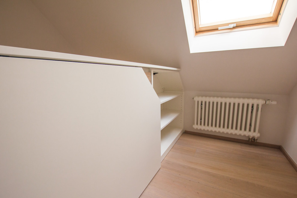 Skandinavische Treppe mit Holz-Setzstufen in Stuttgart