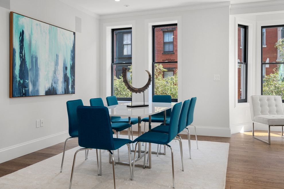 Dining room - dining room idea in Boston