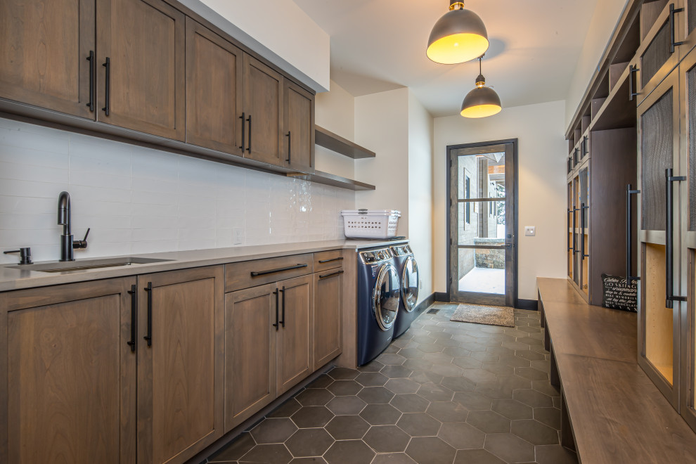 Laundry room - transitional laundry room idea