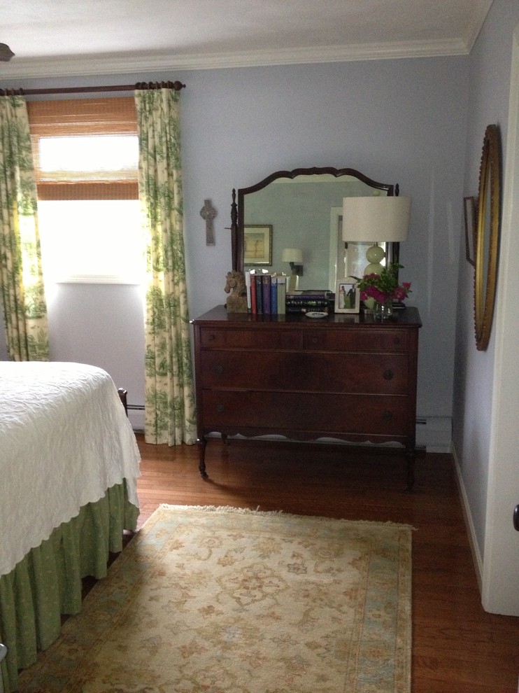 Inspiration for a traditional bedroom in Providence.