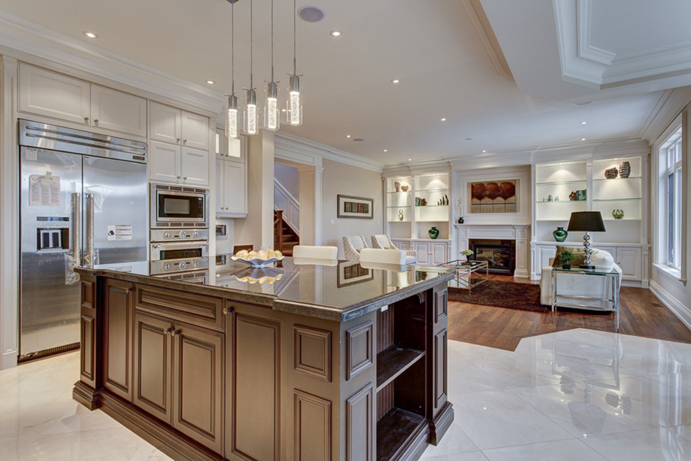 Example of a transitional kitchen design in Toronto