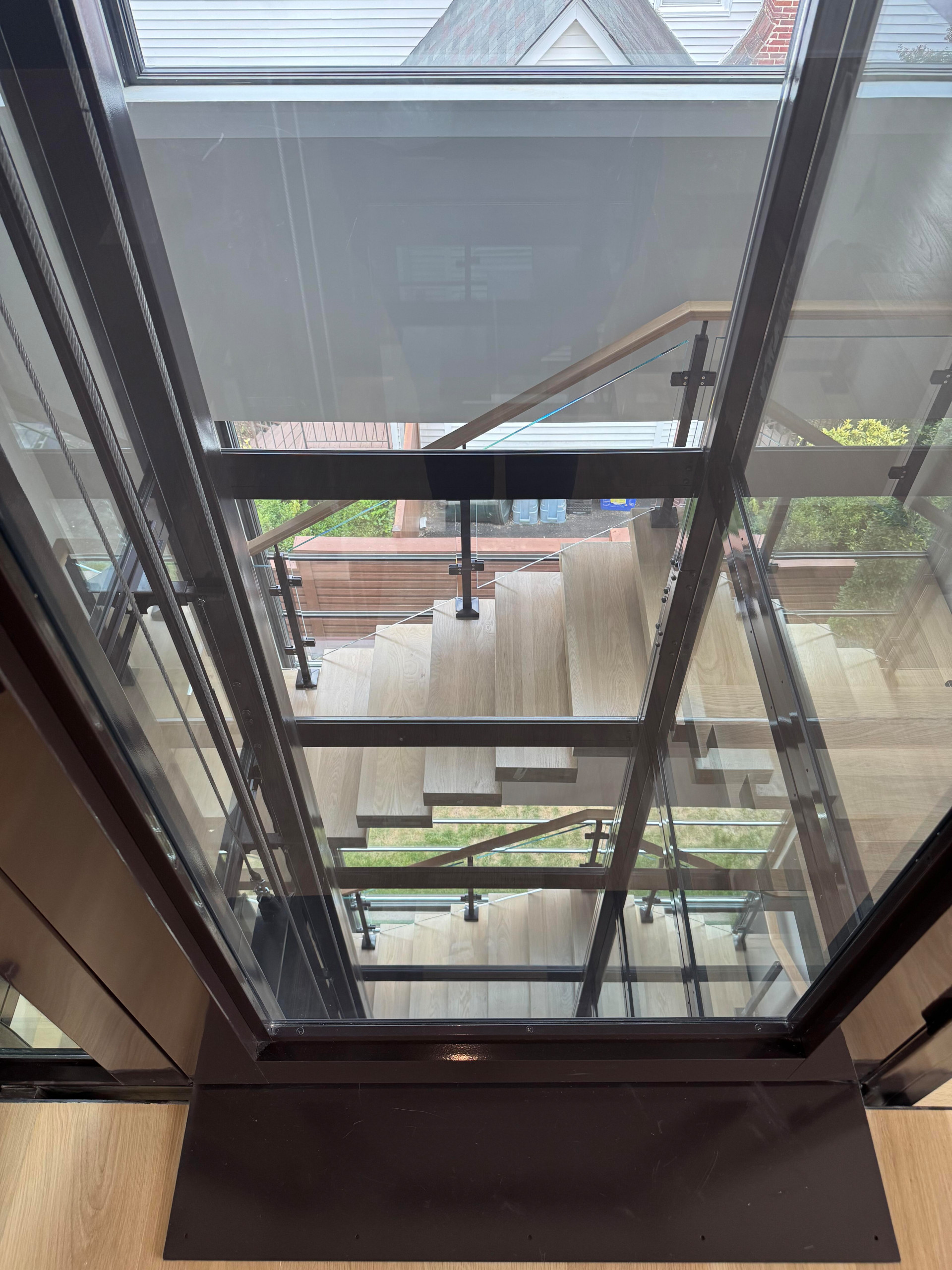 136_Modern Mono-Beam Encircling Glass Elevator, Bethesda, MD 20814