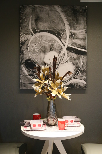 Palm Ranch contemporary-dining-room