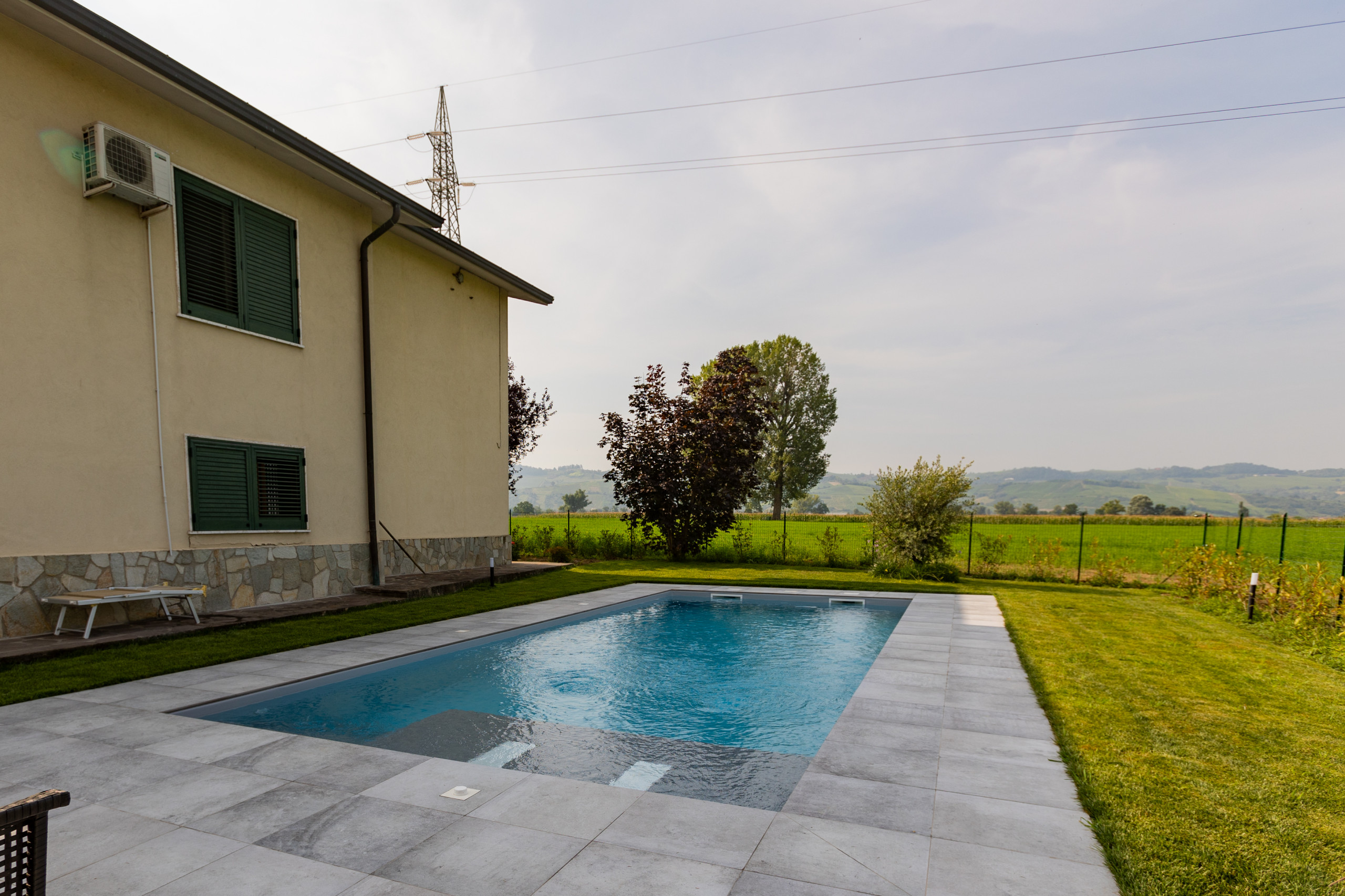 Villa SM | Realizzazione nuova piscina esterna con portico