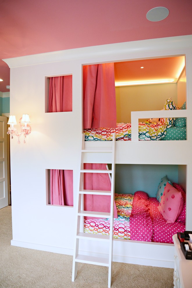 Inspiration for a kids' bedroom for girls in St Louis with blue walls and carpet.