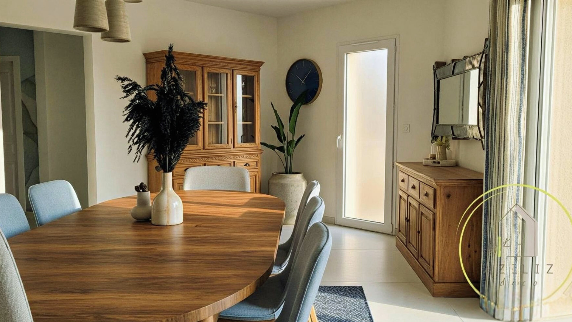 COACHING DECO aménagement entrée, séjour, salon d'une villa en bord de mer