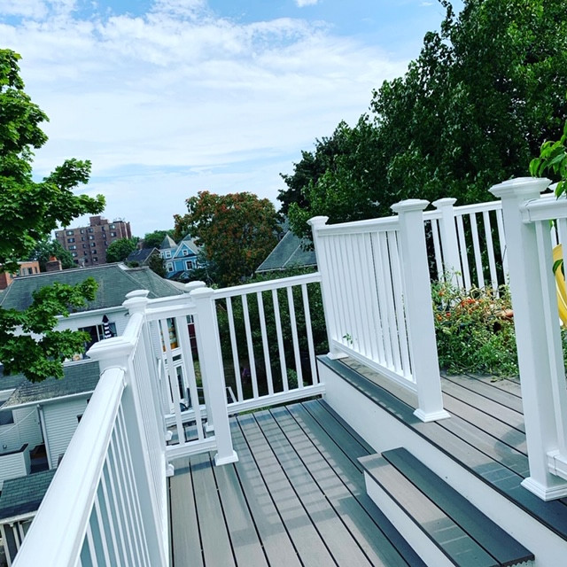Cambridge Deck - 2nd floor roof deck