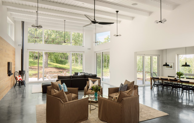 Home Tree House modern-vardagsrum