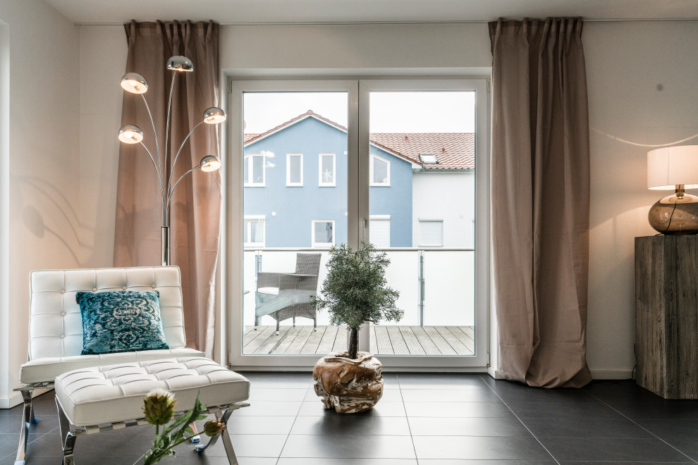 Modernes Wohnzimmer in Sonstige