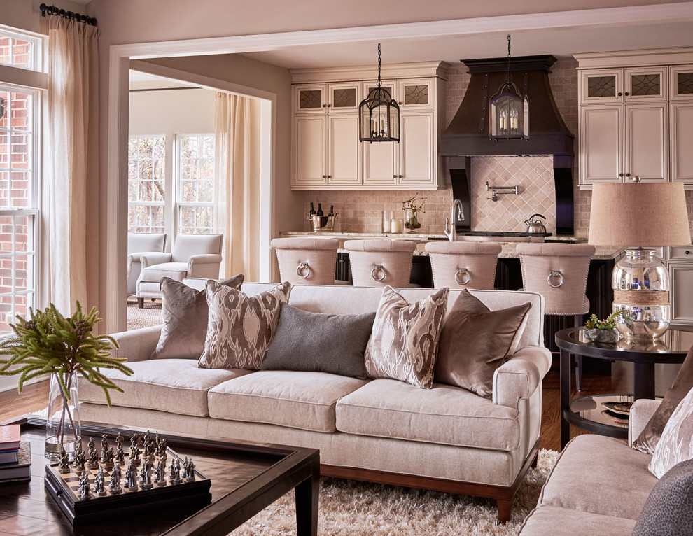 Kitchen - transitional kitchen idea in Charlotte