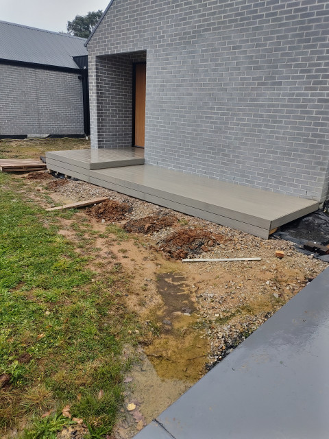 Antique Newtechwood decking Warragul contemporary-deck