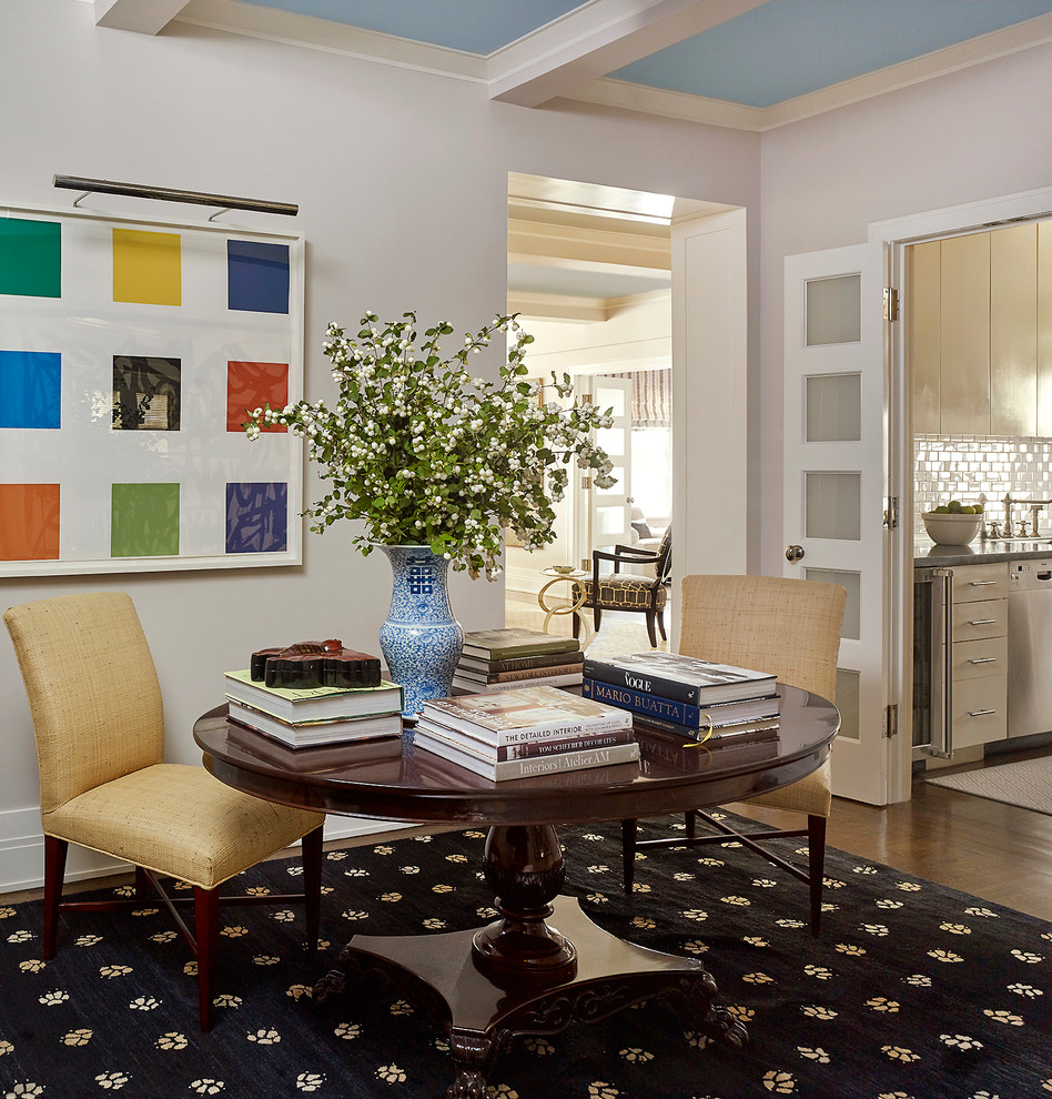 Transitional entryway photo in New York