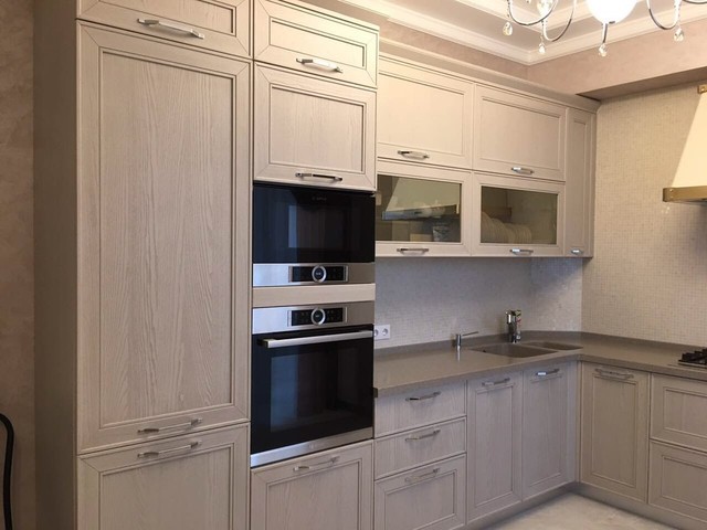 Кухня в современной классике transitional-kitchen