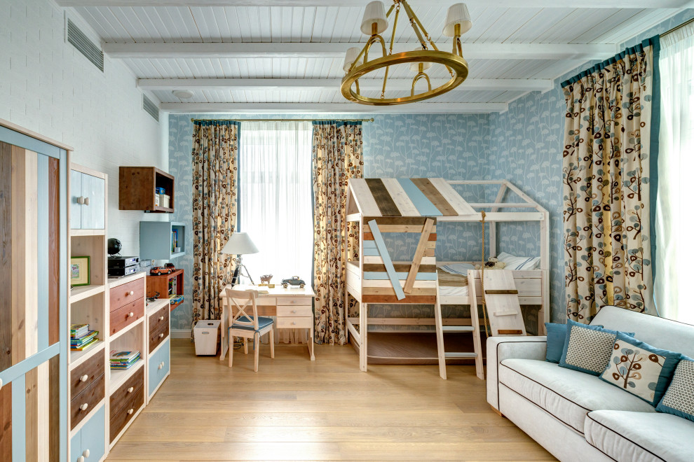 Четыре Солнца