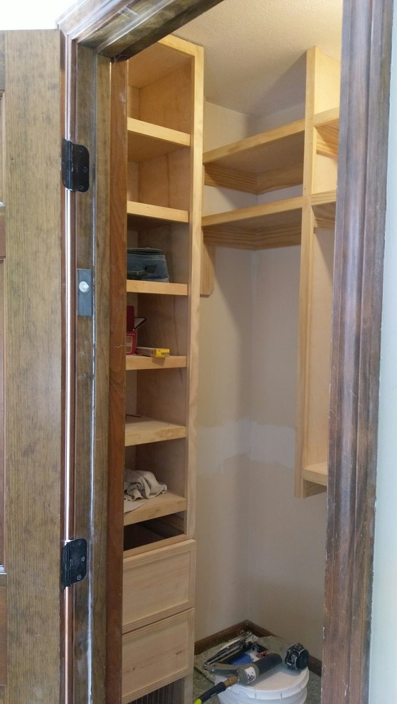 Rhonda's Master Closet
