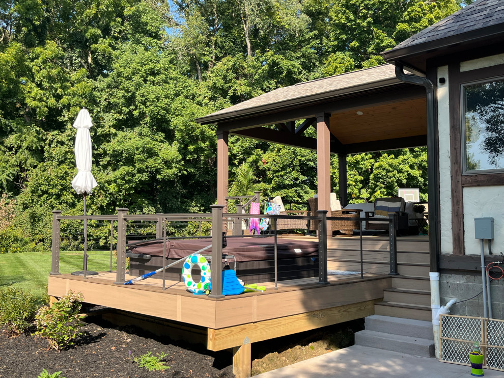Munroe Falls Exterior Living