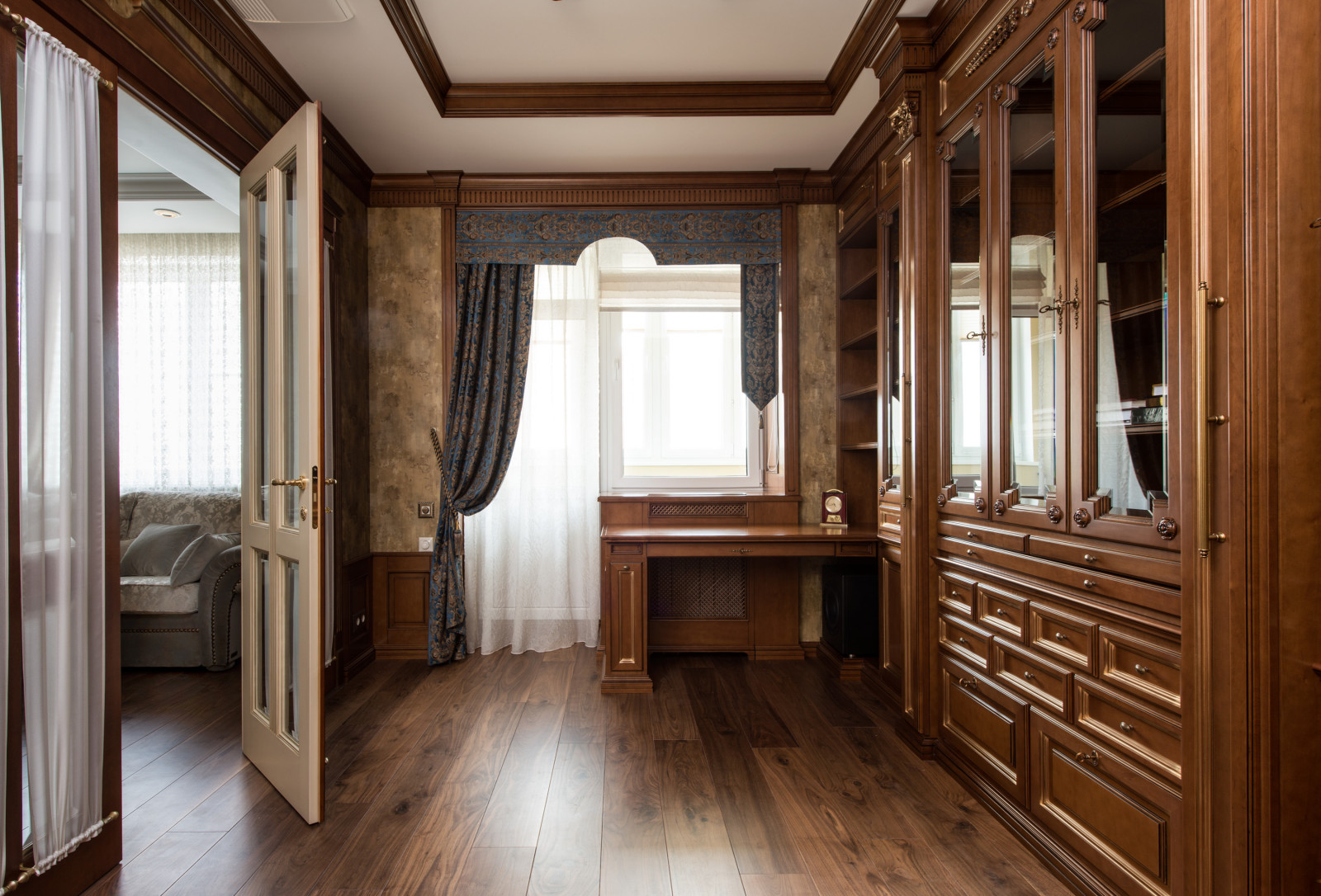 Квартира 120 м2 в ЖК "Соловьиная роща" в районе Куркино, Москва