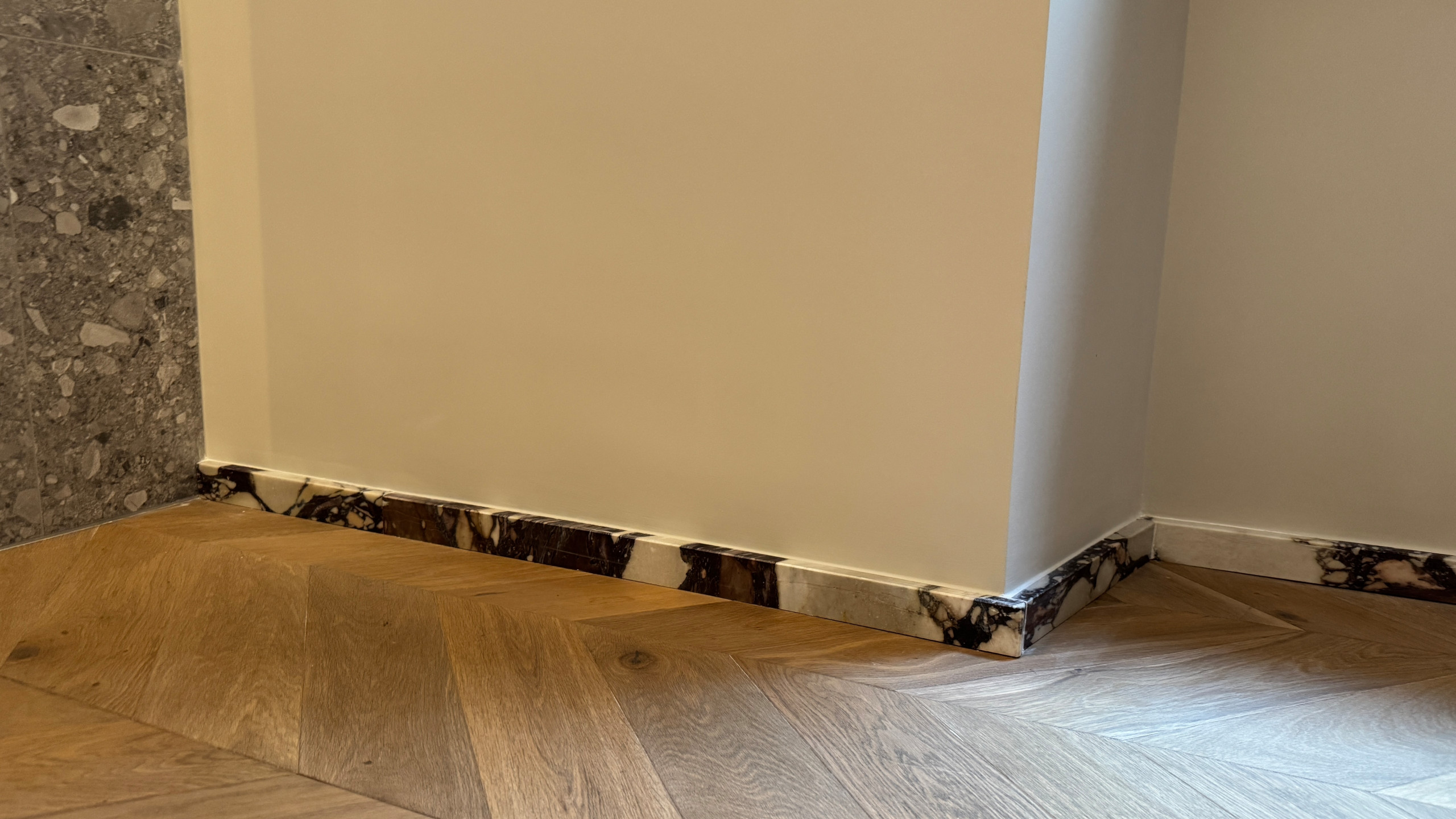 Restyling/Refurbishing APT_2S - Roma