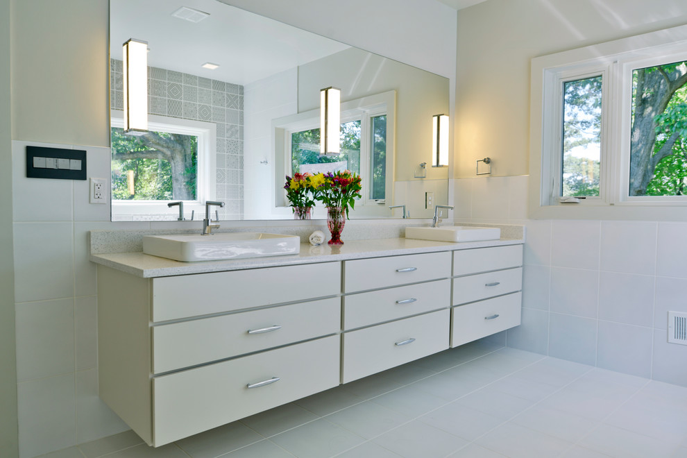 Bathroom - modern bathroom idea in DC Metro