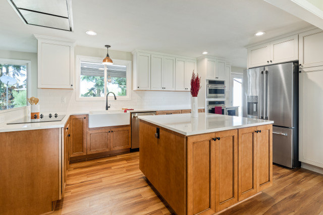 Spacious Two-Toned Kitchen transitional-kitchen