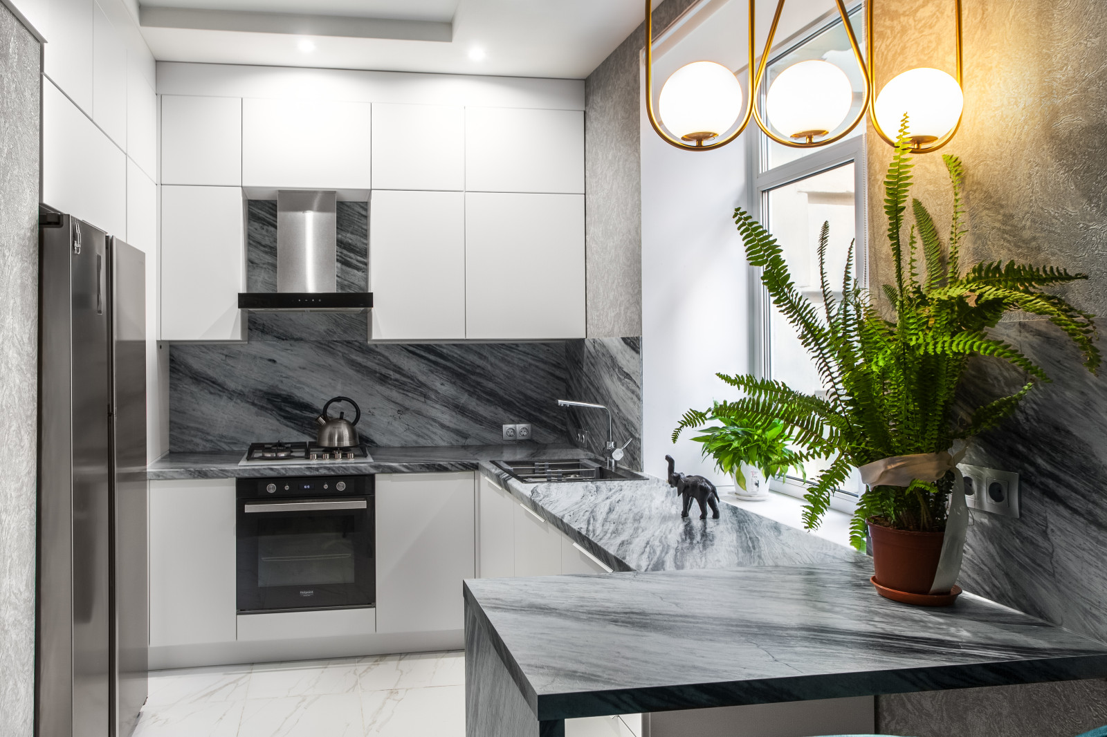 Двухкомнатная квартира в центре Санкт - Петербурга