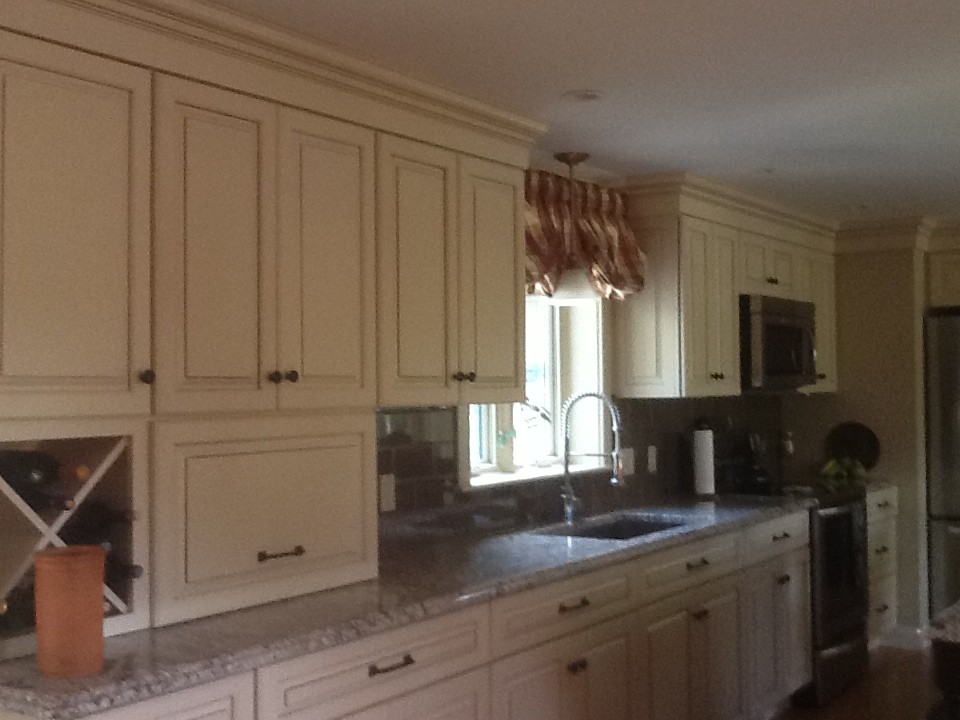 Inspiration for a transitional kitchen remodel in Providence
