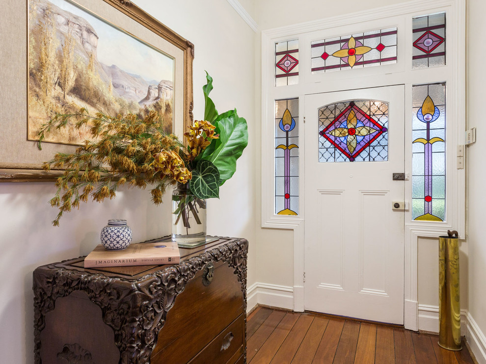 Photo of a transitional entryway in Perth.