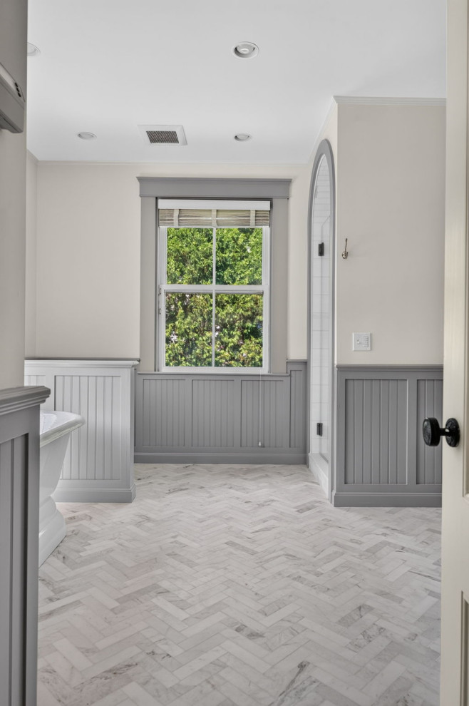 Restoring Victorian Charm: A Timeless Bathroom Sanctuary