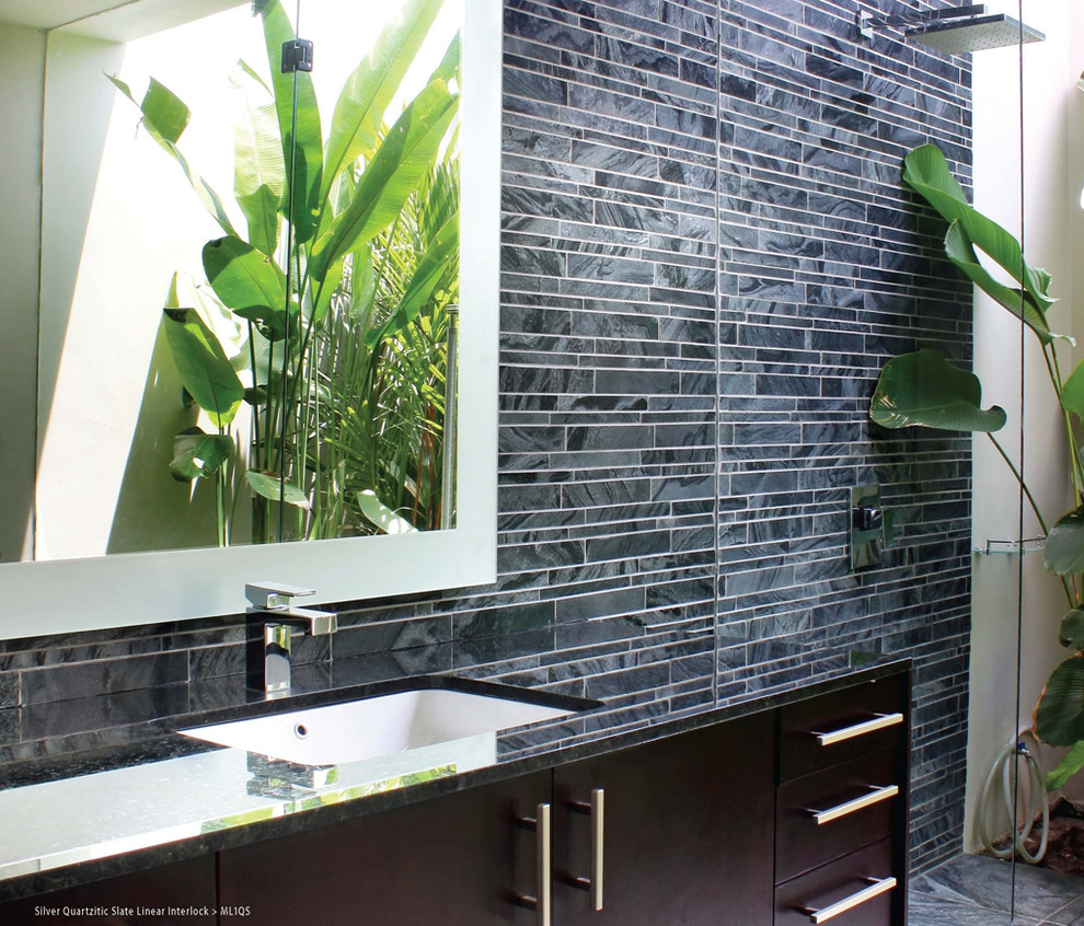 Bathroom - transitional bathroom idea in Phoenix