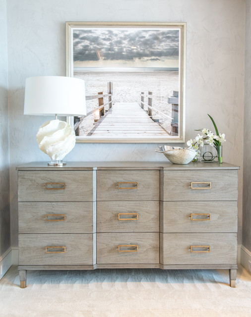 Coastal Elegance nyklassisk-sovevaerelse