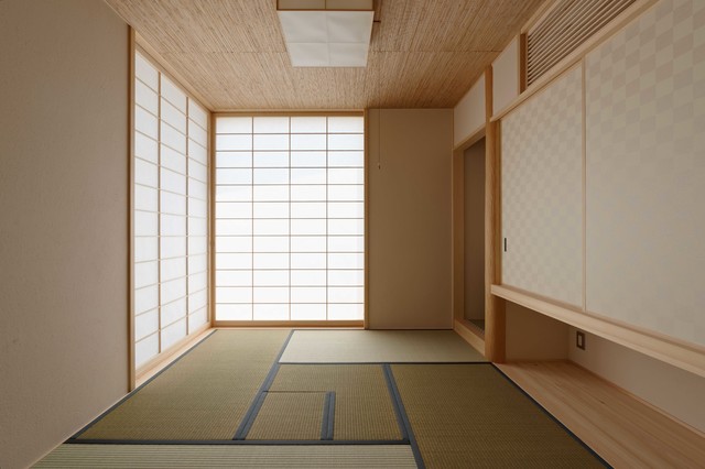 北小松の家 asiatique-salle-de-sejour