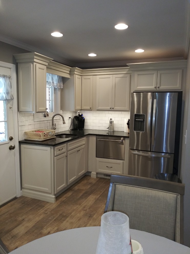 Design ideas for a small transitional kitchen in Baltimore.
