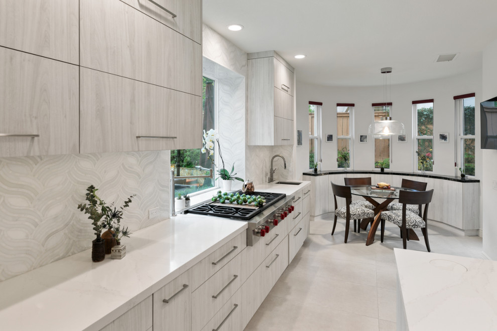 A Breath of Fresh Air Modern Kitchen San Diego by UNIQ Kitchen