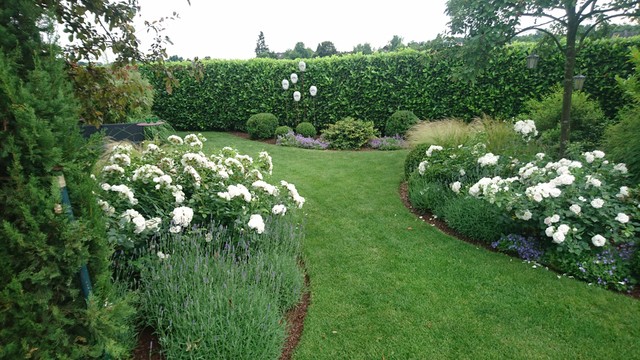 Sudliches Flair Ein Garten Mit Urlaubscharakter Mediterran Garten Dusseldorf Von Garten Gestalten