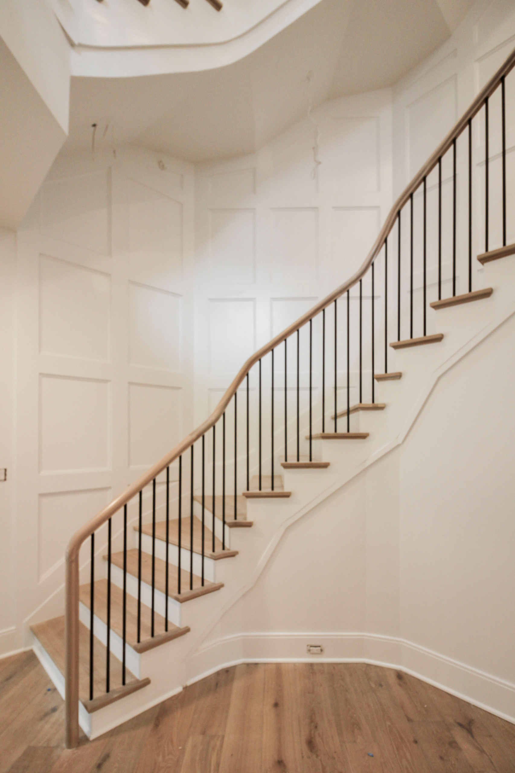 100_Hexagonal Floating-Staircase, Bethesda MD 20817
