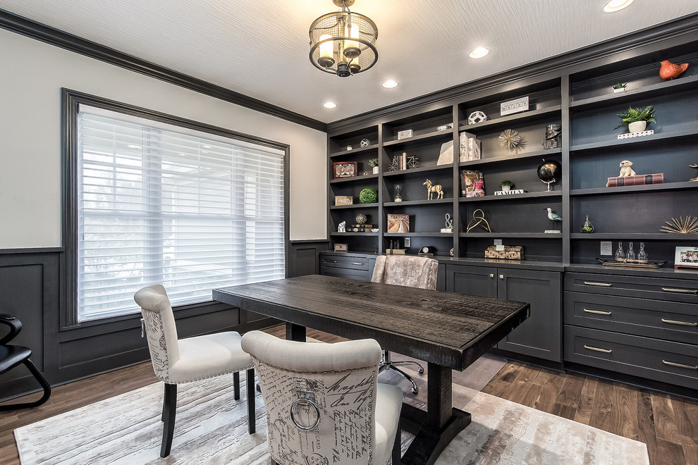 Home design - rustic home design idea in Columbus
