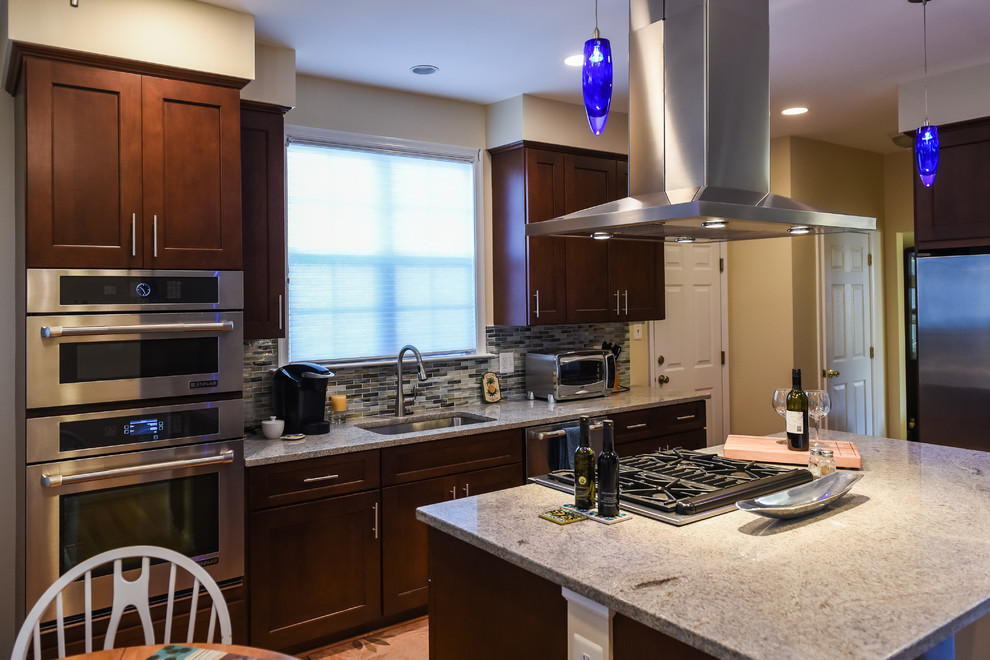 Inspiration for a transitional kitchen remodel in DC Metro
