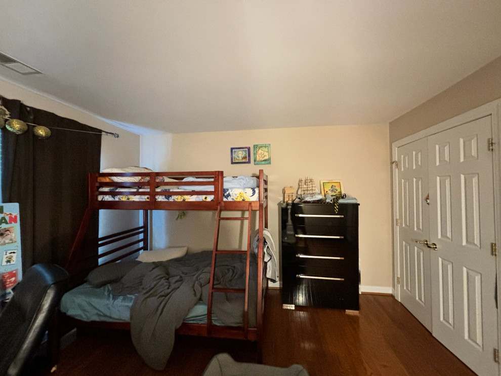 Wickham Residence - Teenage Boy Bedroom & Bathroom
