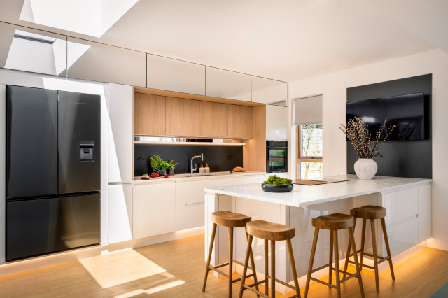 Lymington New Build contemporary-kitchen