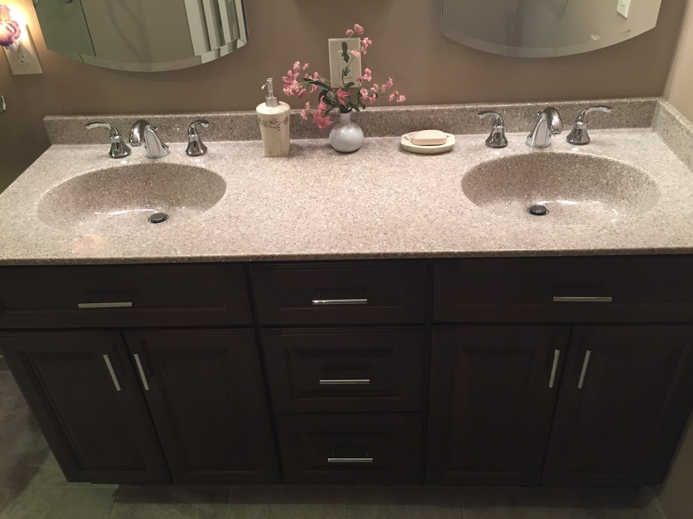 Transitional home design photo in Philadelphia